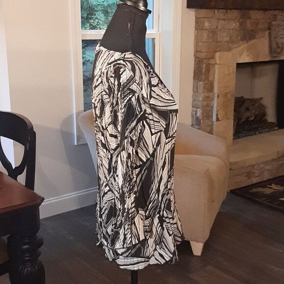 Cato Black and White Quarter Sleeve Sheer Shirt - Picture 3 of 9